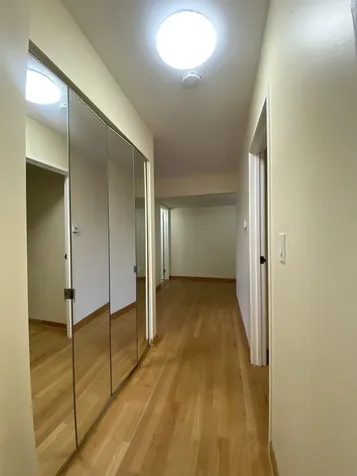 9375 Landings Lane Des Plaines IL 60016