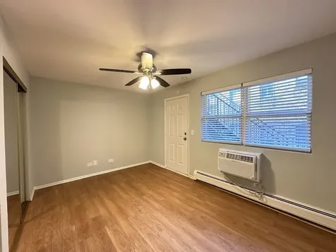 4610 North Dover Street Chicago IL 60640