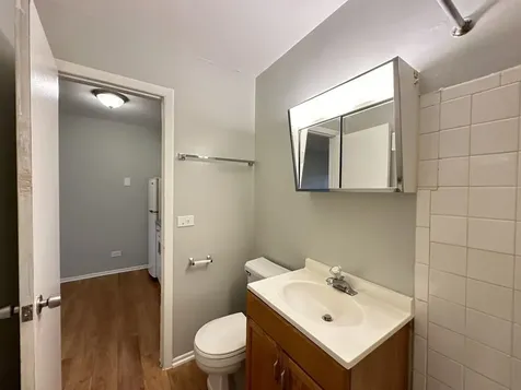 4610 North Dover Street Chicago IL 60640
