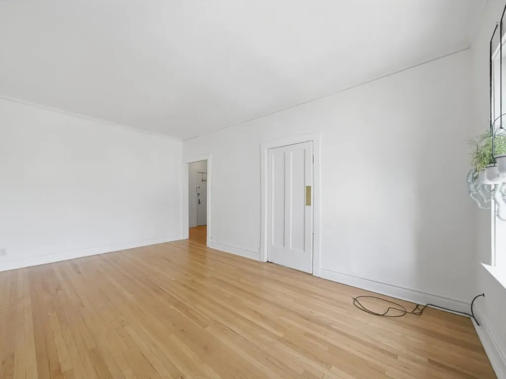 5551 South Kimbark Avenue Chicago IL 60637