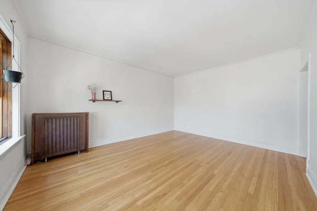 5551 South Kimbark Avenue Chicago IL 60637