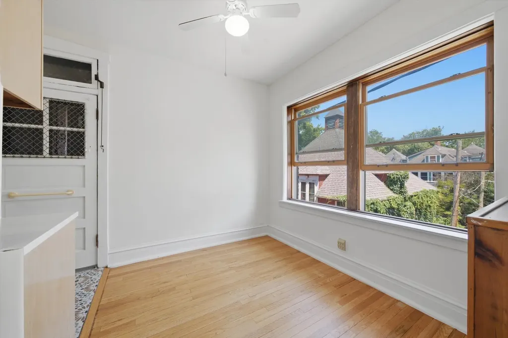 5551 South Kimbark Avenue Chicago IL 60637