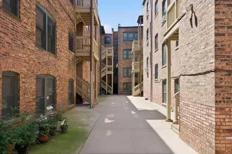 5551 South Kimbark Avenue Chicago IL 60637