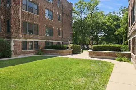 5551 South Kimbark Avenue Chicago IL 60637