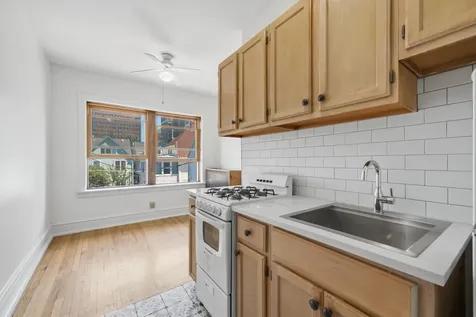 5551 South Kimbark Avenue Chicago IL 60637