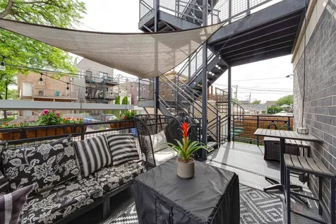 2501 West Haddon Avenue Chicago IL 60622