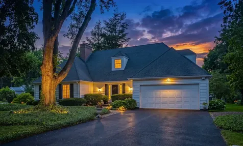 921 Ray Street Geneva IL 60134