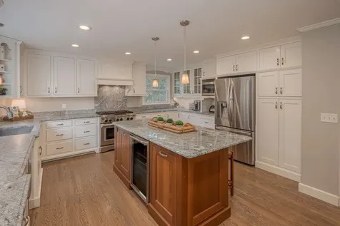 921 Ray Street Geneva IL 60134