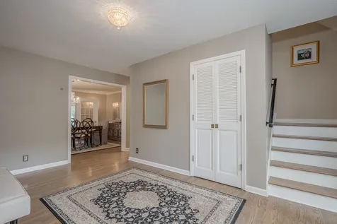 921 Ray Street Geneva IL 60134