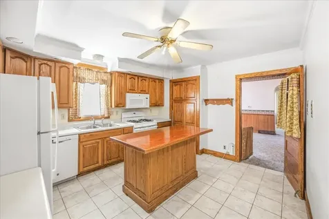 219 East Michigan Avenue Pontiac IL 61764