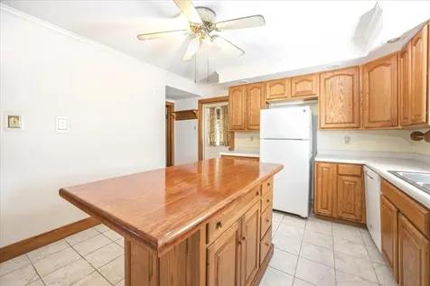 219 East Michigan Avenue Pontiac IL 61764