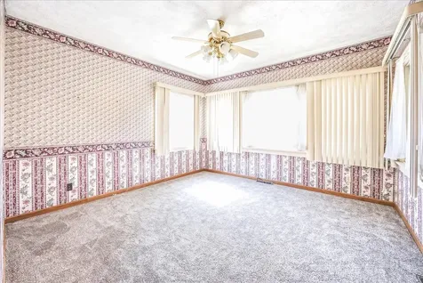 219 East Michigan Avenue Pontiac IL 61764
