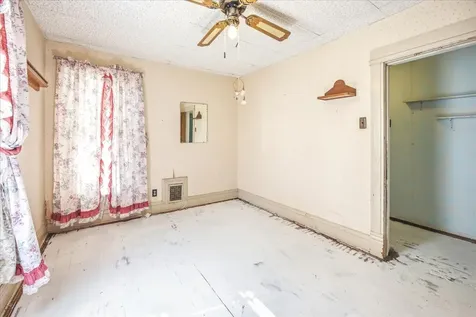 219 East Michigan Avenue Pontiac IL 61764