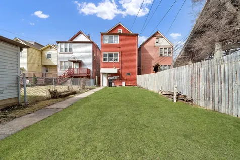 9953 South Avenue M W Chicago IL 60617