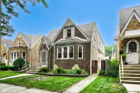 5310 North Lockwood Avenue Chicago IL 60630