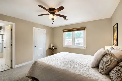 5310 North Lockwood Avenue Chicago IL 60630