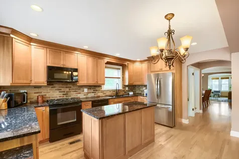 5310 North Lockwood Avenue Chicago IL 60630