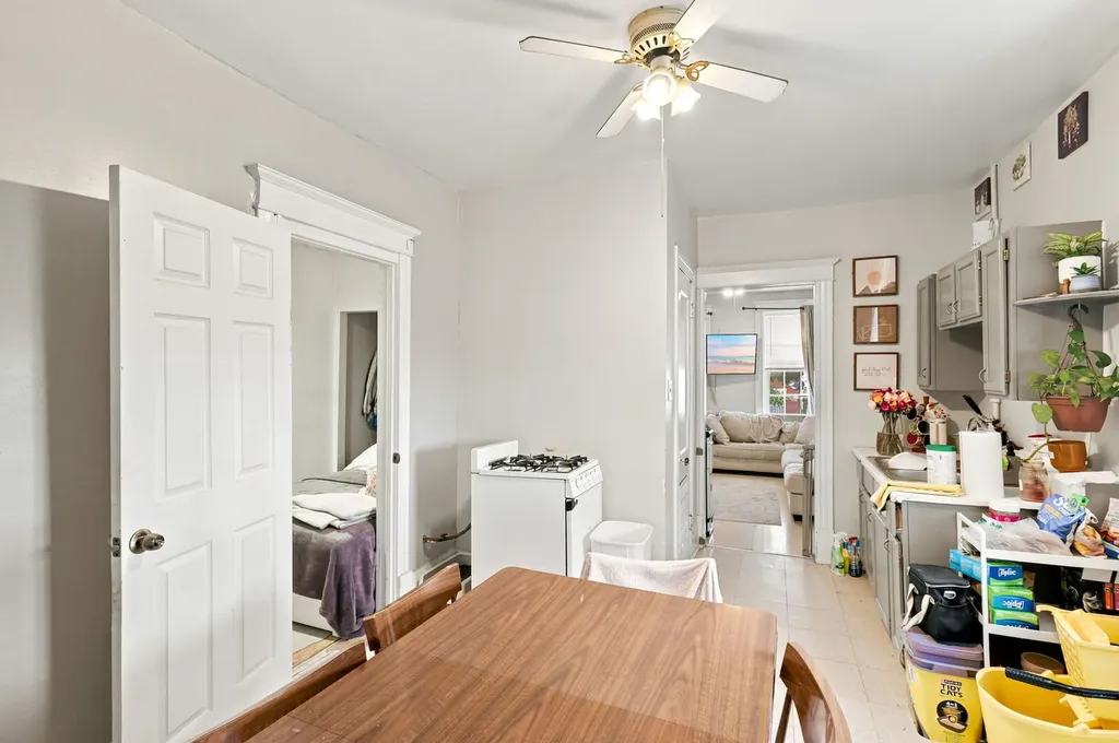 2935 West 25th Place Chicago IL 60623