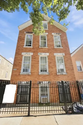 2935 West 25th Place Chicago IL 60623