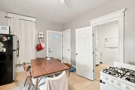 2935 West 25th Place Chicago IL 60623