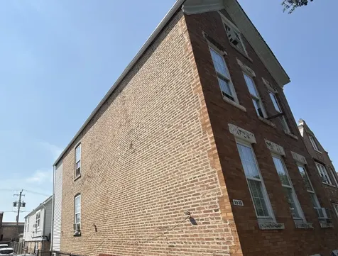 2935 West 25th Place Chicago IL 60623