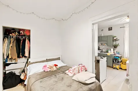 2935 West 25th Place Chicago IL 60623