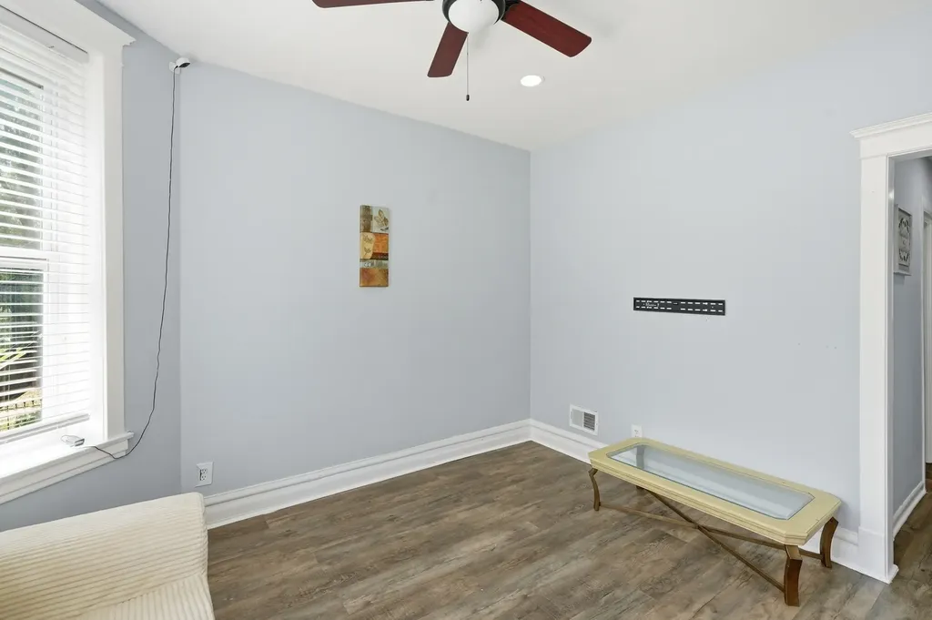1622 South Karlov Avenue Chicago IL 60623