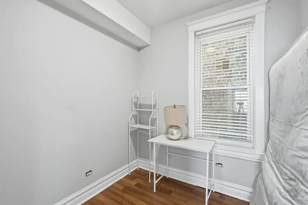 1622 South Karlov Avenue Chicago IL 60623