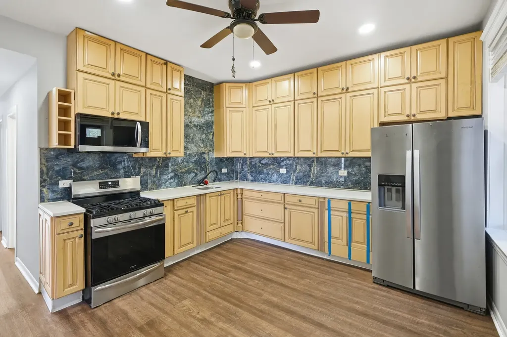 1622 South Karlov Avenue Chicago IL 60623