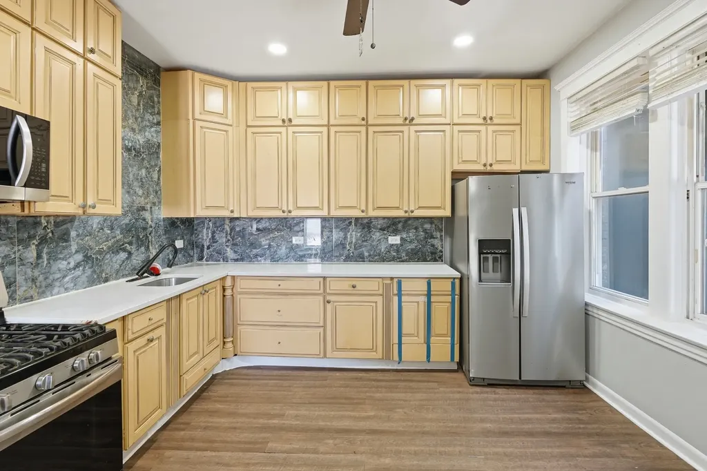 1622 South Karlov Avenue Chicago IL 60623