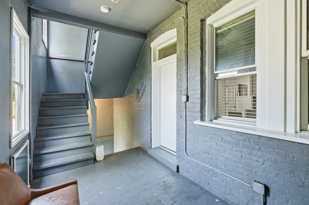 1622 South Karlov Avenue Chicago IL 60623