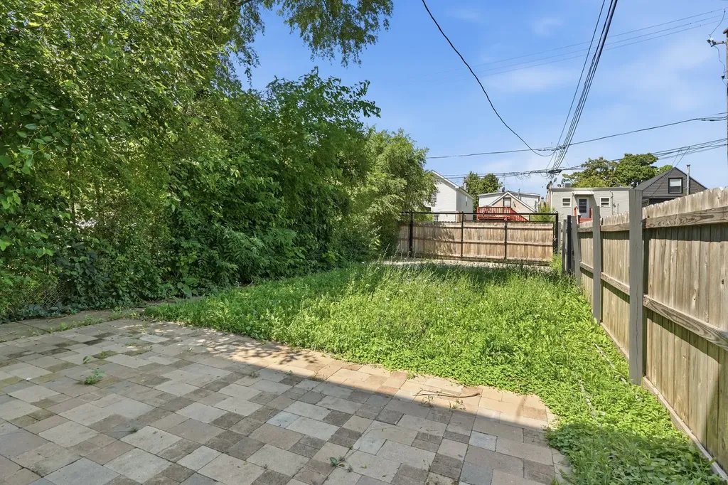 1622 South Karlov Avenue Chicago IL 60623