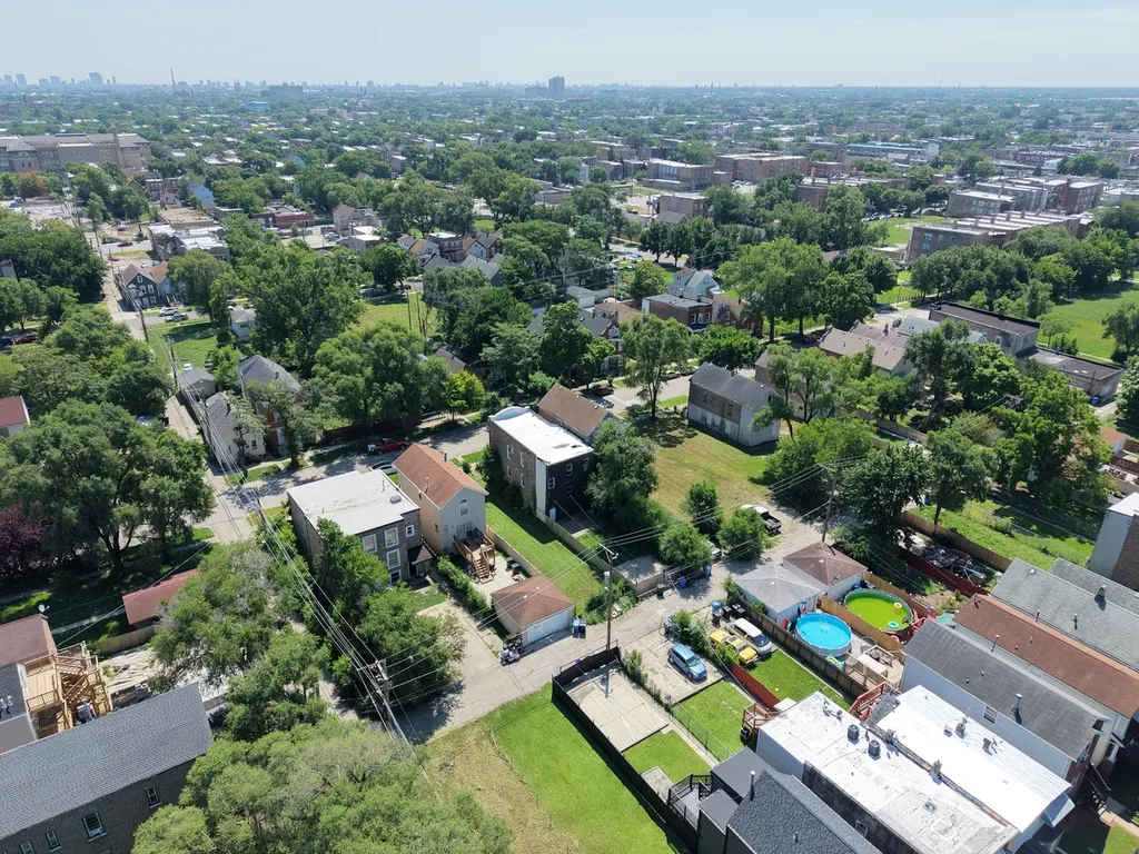 1622 South Karlov Avenue Chicago IL 60623