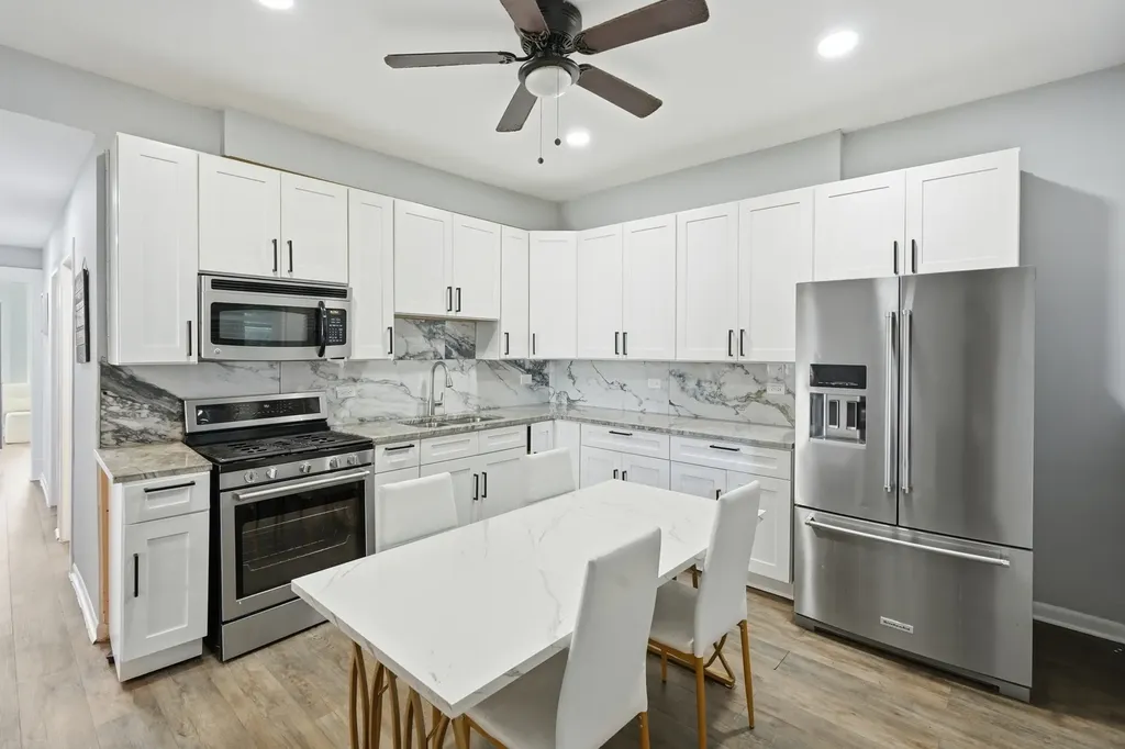 1622 South Karlov Avenue Chicago IL 60623