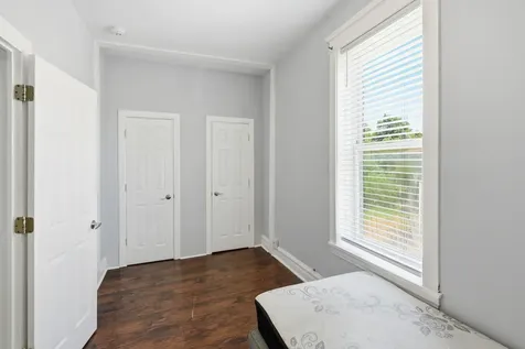 1622 South Karlov Avenue Chicago IL 60623
