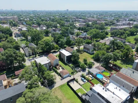 1622 South Karlov Avenue Chicago IL 60623
