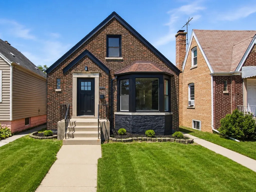 3250 North Olcott Avenue Chicago IL 60634