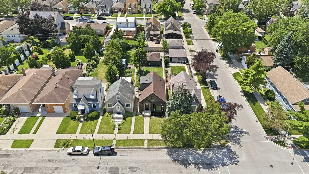 3250 North Olcott Avenue Chicago IL 60634