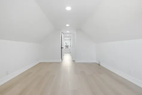 3250 North Olcott Avenue Chicago IL 60634