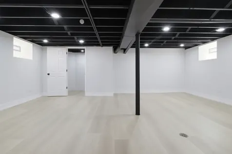 3250 North Olcott Avenue Chicago IL 60634