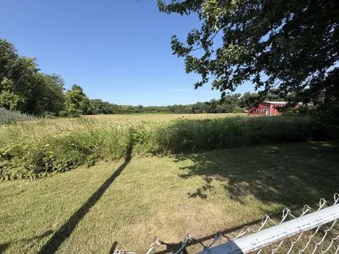 1995 North 1950 Road E Watseka IL 60970