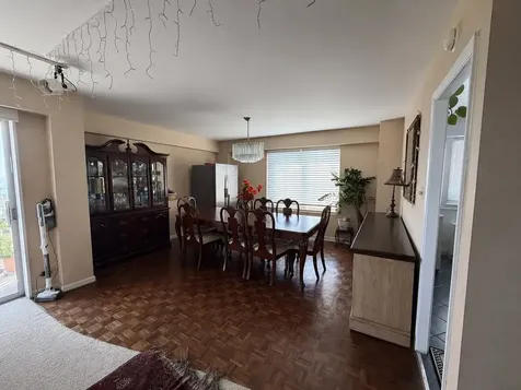 7061 North Kedzie Avenue Chicago IL 60645