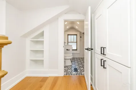 330 South River Lane Geneva IL 60134