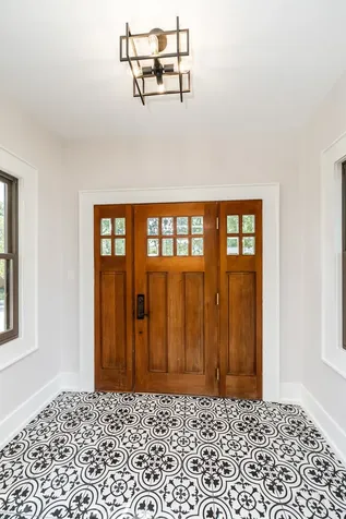 330 South River Lane Geneva IL 60134