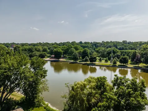 330 South River Lane Geneva IL 60134