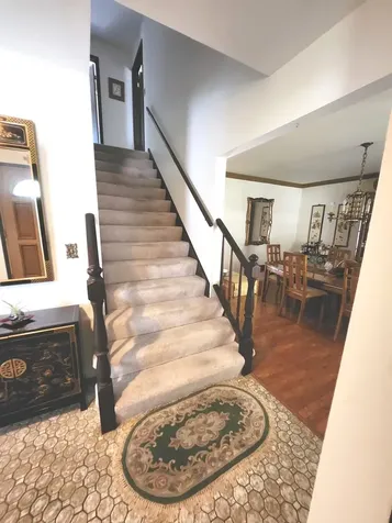 709 Garfield Avenue Libertyville IL 60048
