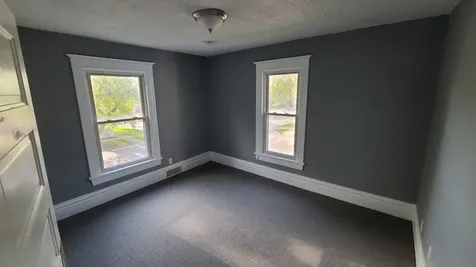 121 North May Street Aurora IL 60506