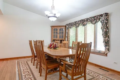916 Lorelei Drive Zion IL 60099