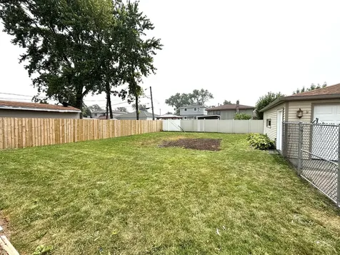 7937 West 82nd Place Bridgeview IL 60455