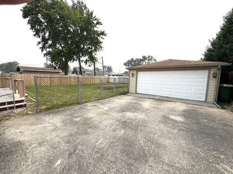 7937 West 82nd Place Bridgeview IL 60455